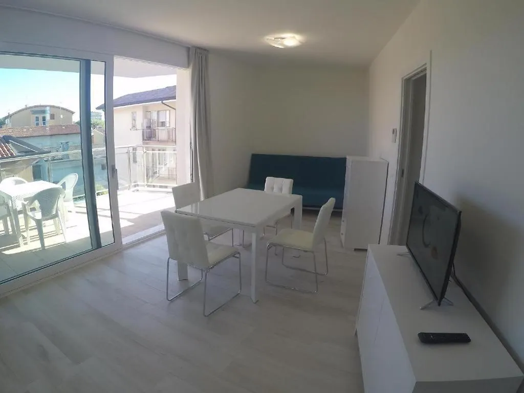 Mare Incanto Bilocale Vista Mare Parziale - Agenzia Cocal Caorle Apartment